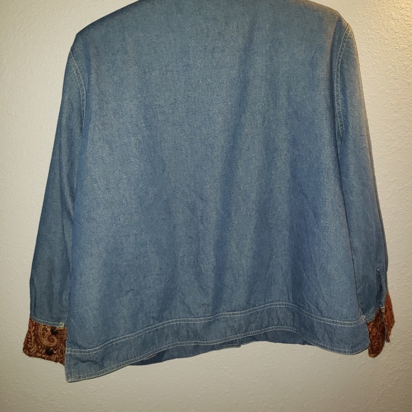 Quilted unique jean jacket - Picture 2 of 6